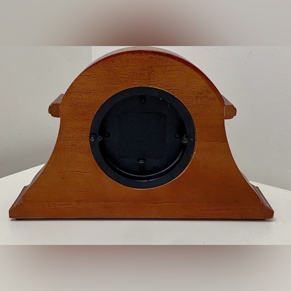 Vtg Brownstone Gold Tone Metal Hardwood Quartz Analog Mantle Clock - Picture 2 of 16